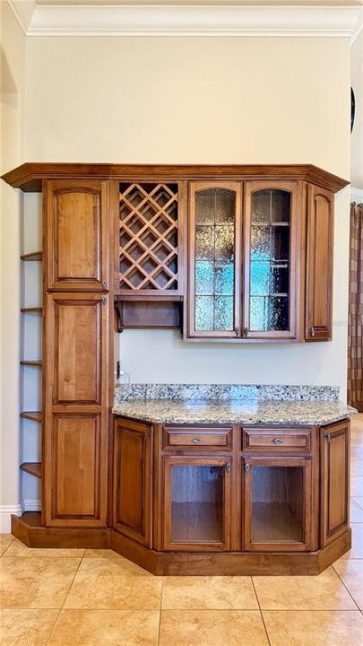 En Venta: $855,000 (3 camas, 3 baños, 3323 Pies cuadrados)