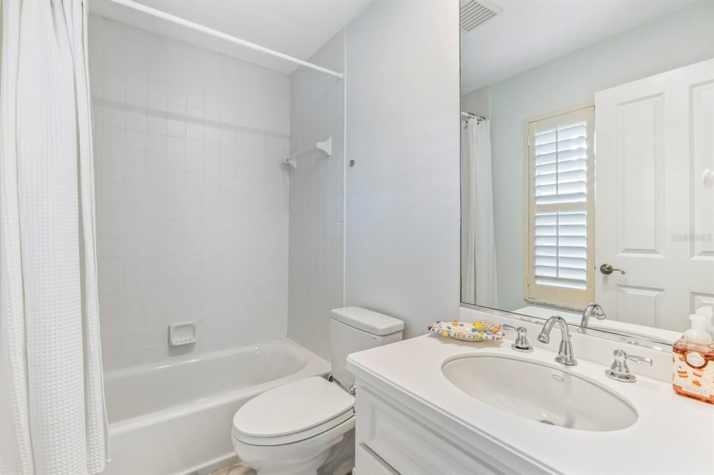 For Sale: $5,250,000 (4 beds, 4 baths, 3500 Square Feet)