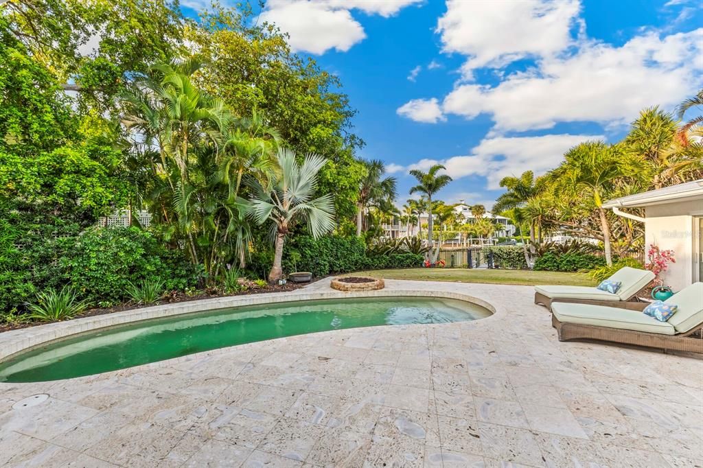 For Sale: $5,250,000 (4 beds, 4 baths, 3500 Square Feet)