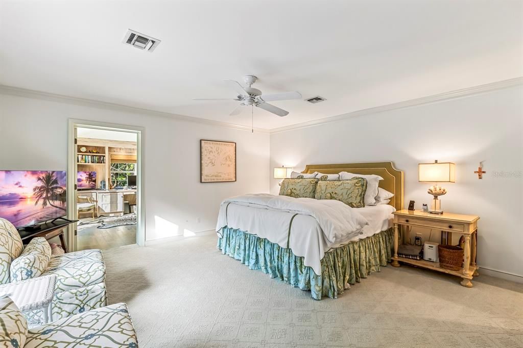 For Sale: $5,250,000 (4 beds, 4 baths, 3500 Square Feet)