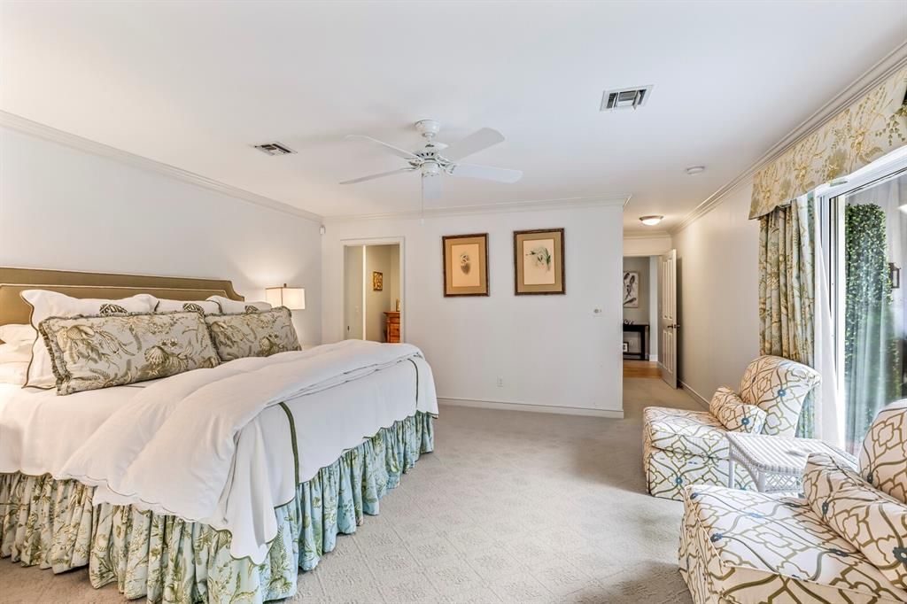 For Sale: $5,250,000 (4 beds, 4 baths, 3500 Square Feet)