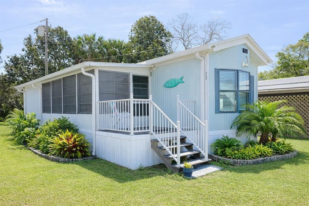 For Sale: $95,000 (1 beds, 1 baths, 395 Square Feet)