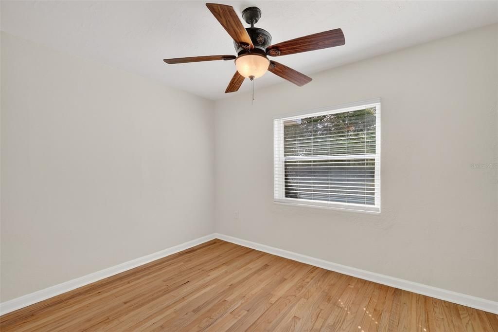 Active With Contract: $259,900 (3 beds, 2 baths, 1179 Square Feet)