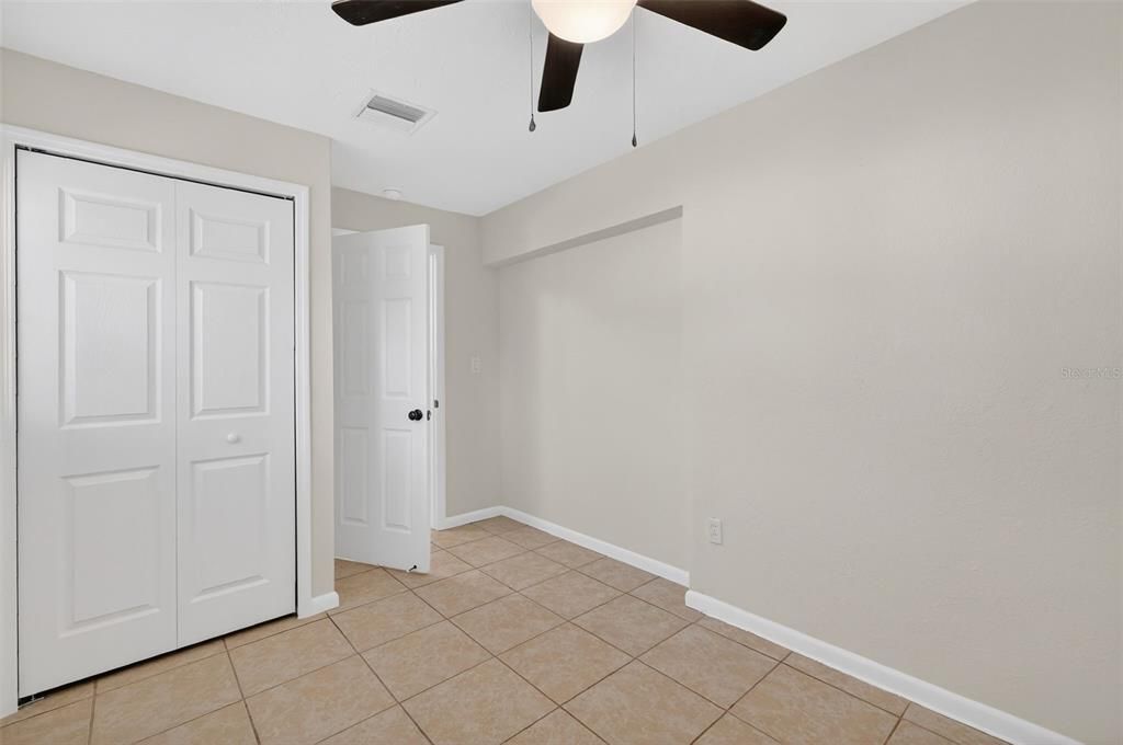 Active With Contract: $259,900 (3 beds, 2 baths, 1179 Square Feet)