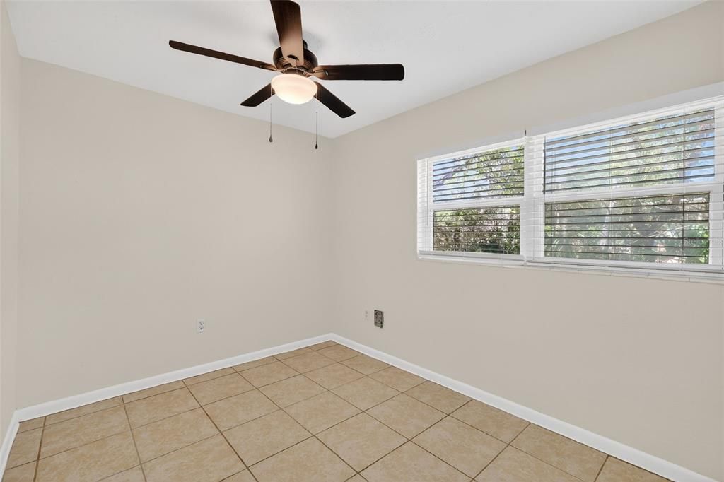Active With Contract: $259,900 (3 beds, 2 baths, 1179 Square Feet)