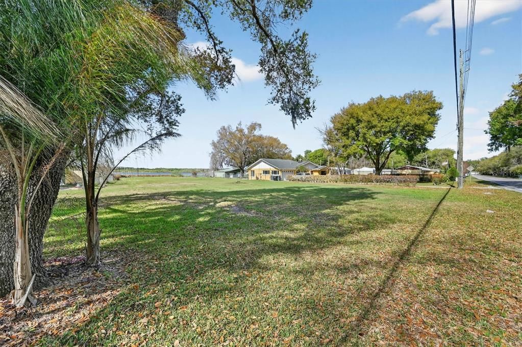 待售: $109,900 (0.64 acres)