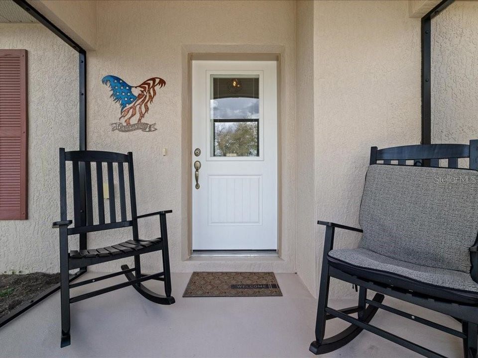 Activo con contrato: $369,900 (3 camas, 2 baños, 1483 Pies cuadrados)
