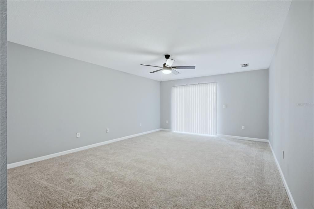 Activo con contrato: $184,999 (2 camas, 2 baños, 1532 Pies cuadrados)