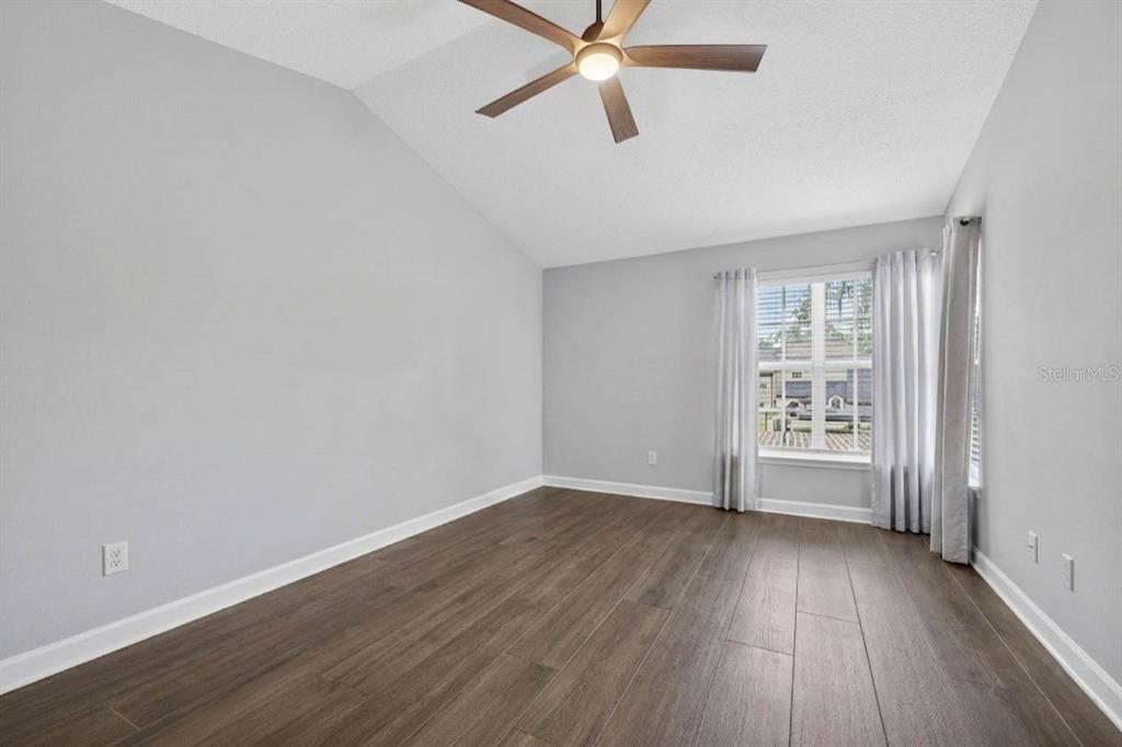 For Sale: $314,900 (2 beds, 2 baths, 1234 Square Feet)