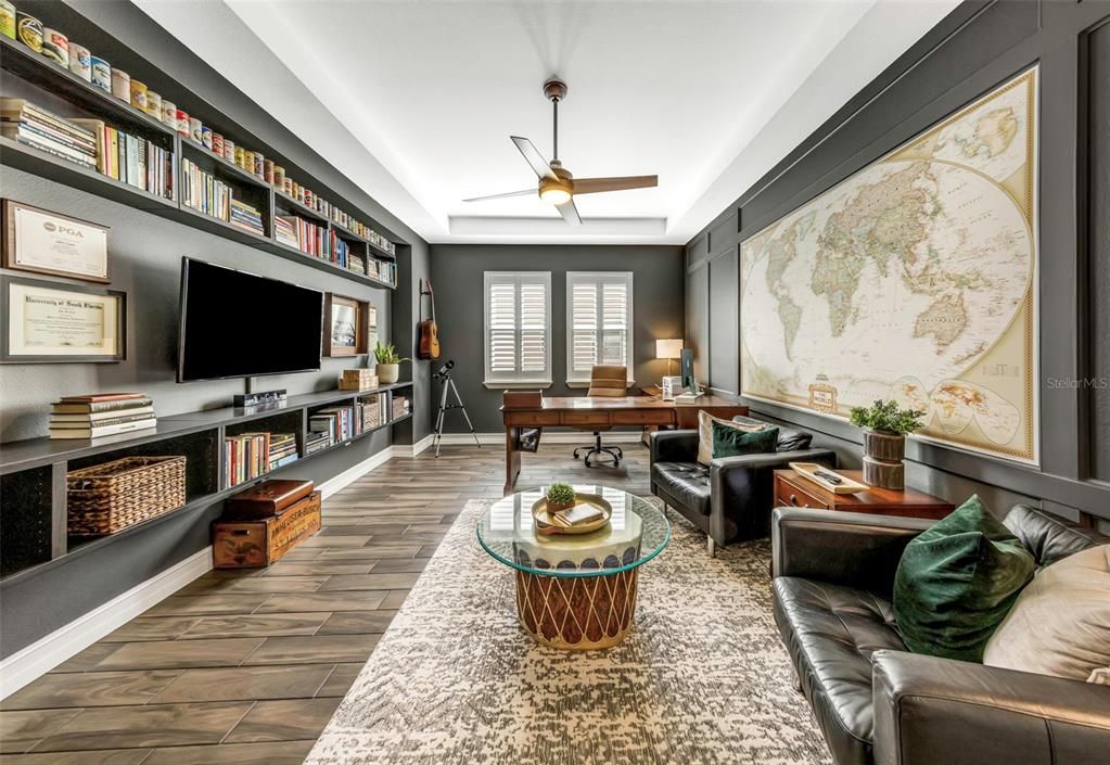 Active With Contract: $979,000 (5 beds, 4 baths, 3681 Square Feet)