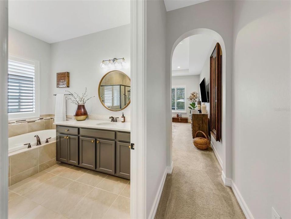 Active With Contract: $979,000 (5 beds, 4 baths, 3681 Square Feet)