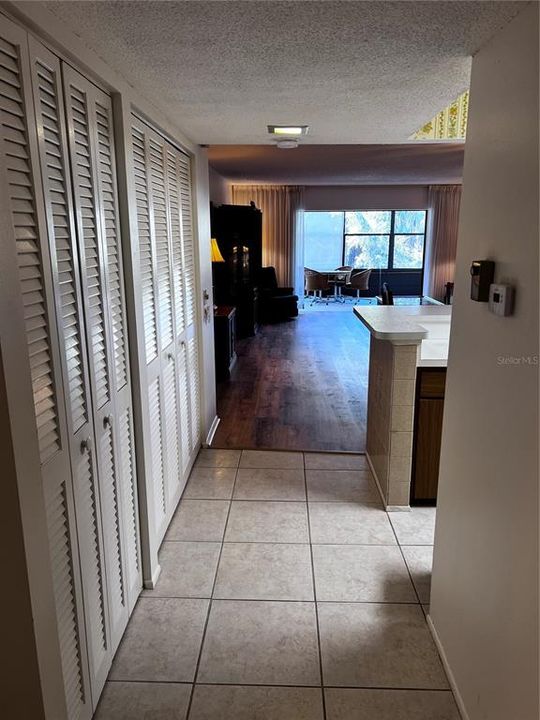 Activo con contrato: $135,000 (2 camas, 2 baños, 1408 Pies cuadrados)