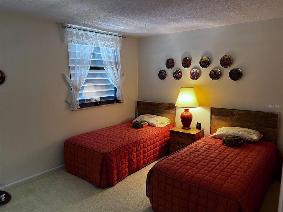 Activo con contrato: $135,000 (2 camas, 2 baños, 1408 Pies cuadrados)