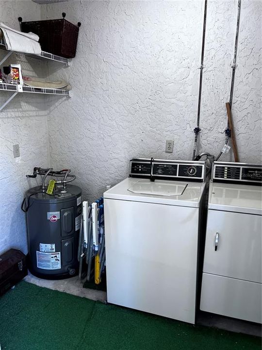 Activo con contrato: $135,000 (2 camas, 2 baños, 1408 Pies cuadrados)