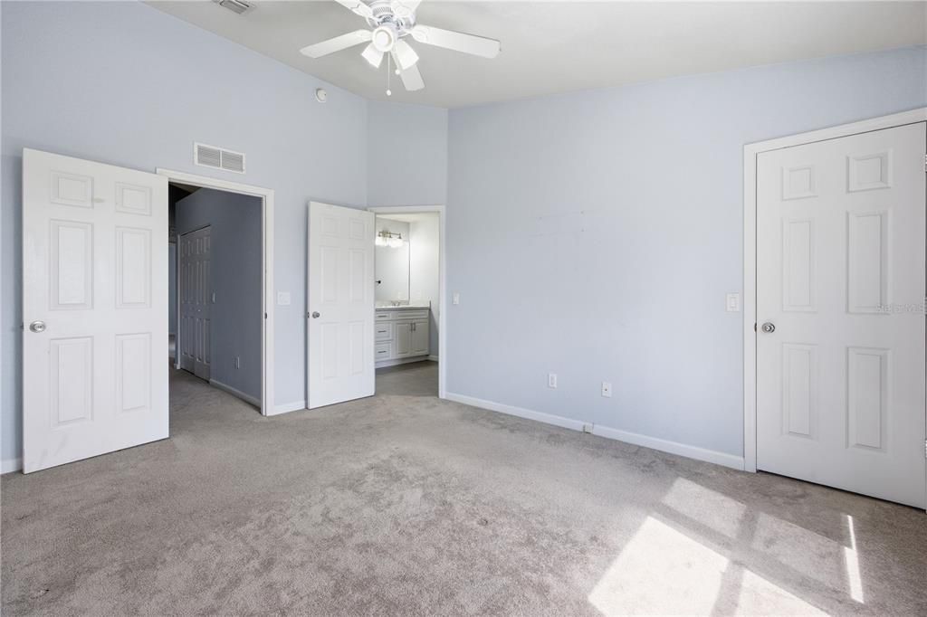 For Sale: $224,900 (3 beds, 2 baths, 1584 Square Feet)