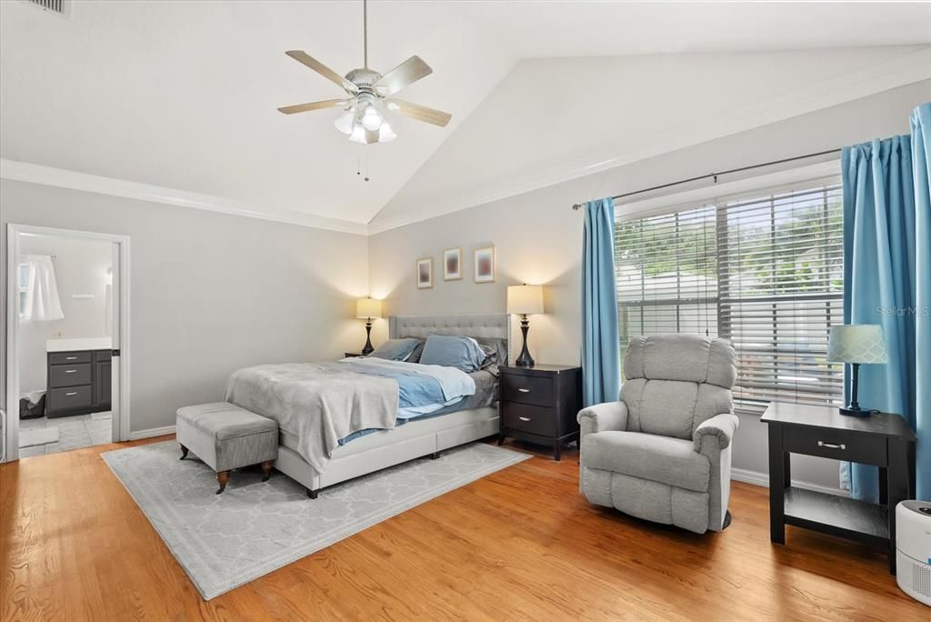 For Sale: $699,900 (3 beds, 3 baths, 2000 Square Feet)