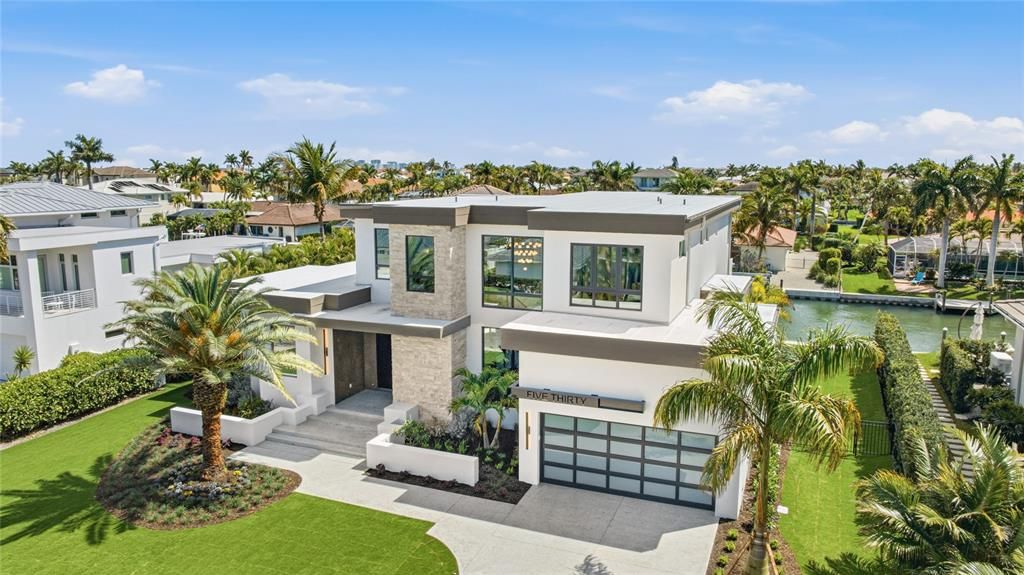 На продажу: $5,799,000 (5 спален, 5 ванн, 4216 Квадратных фут)