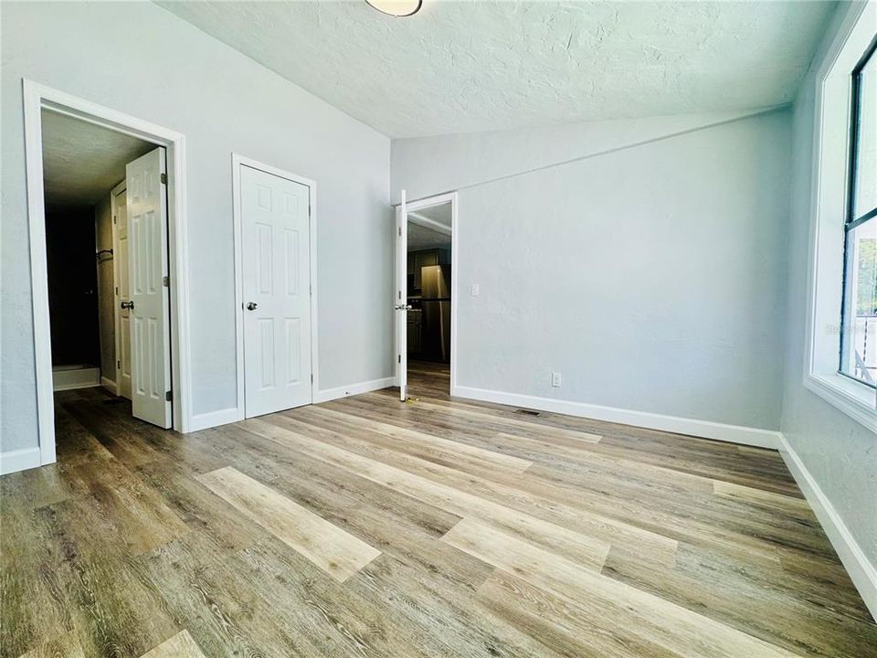 For Sale: $259,950 (4 beds, 2 baths, 1725 Square Feet)
