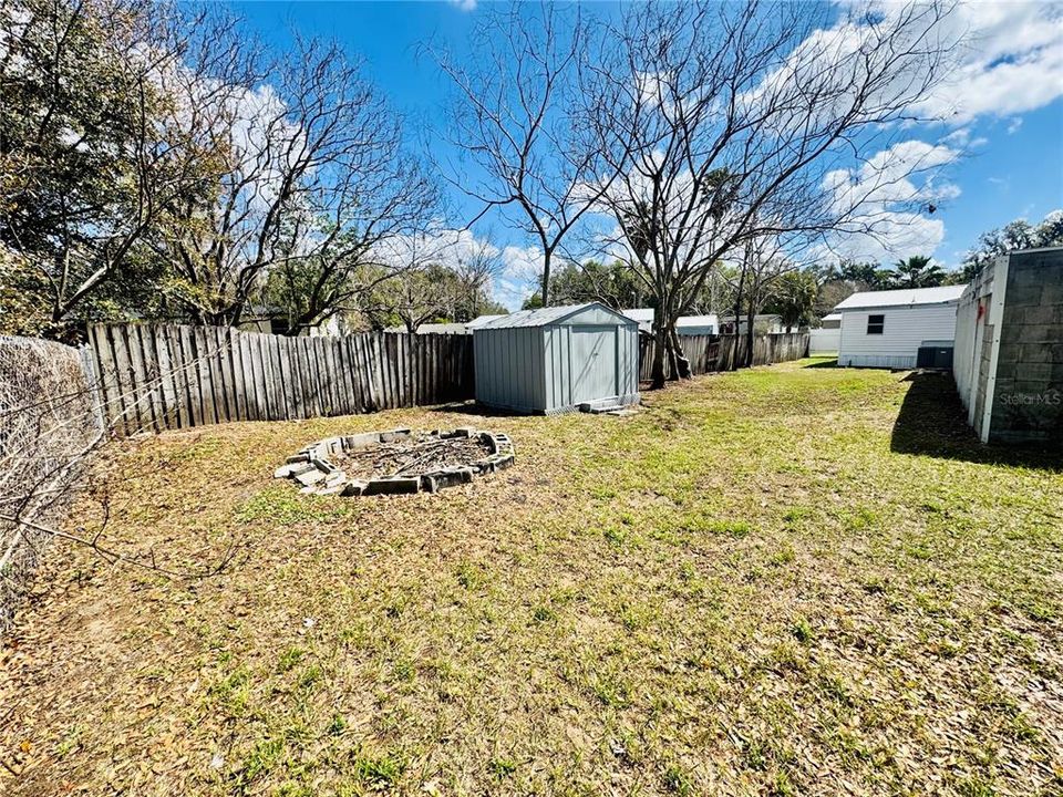 For Sale: $259,950 (4 beds, 2 baths, 1725 Square Feet)