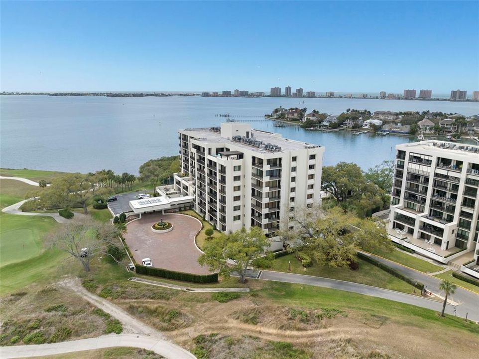 Activo con contrato: $925,000 (2 camas, 2 baños, 1914 Pies cuadrados)