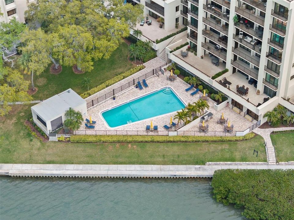 Activo con contrato: $925,000 (2 camas, 2 baños, 1914 Pies cuadrados)