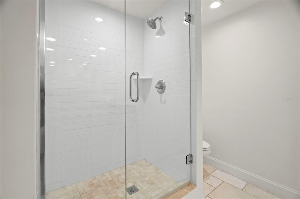 Activo con contrato: $925,000 (2 camas, 2 baños, 1914 Pies cuadrados)