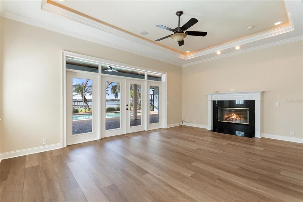 En Venta: $1,359,000 (5 camas, 4 baños, 4011 Pies cuadrados)