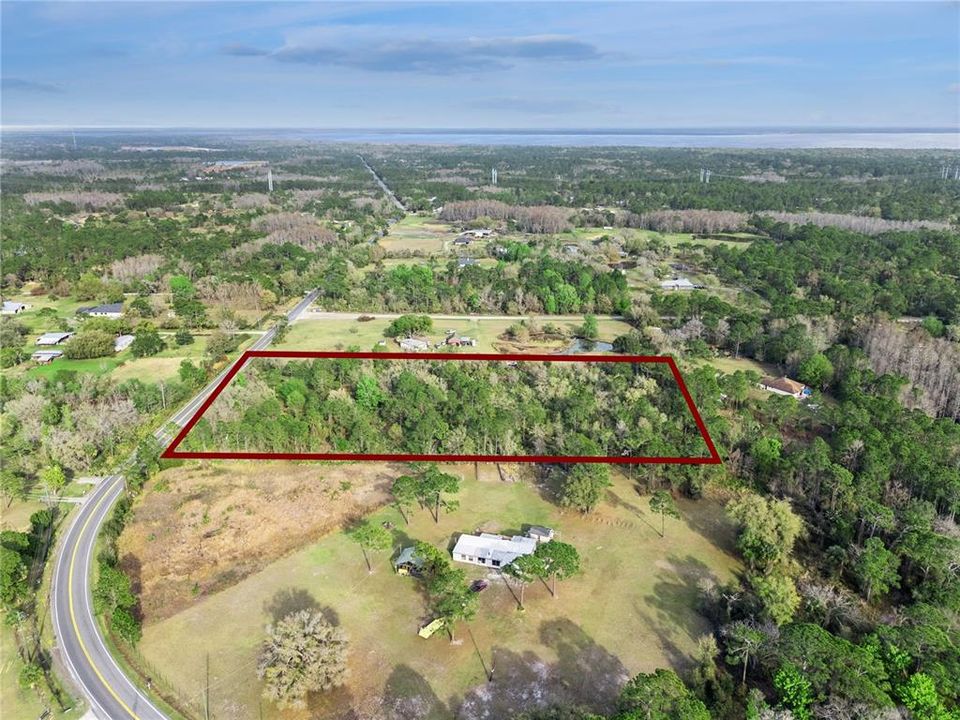 На продажу: $425,000 (5.00 acres)