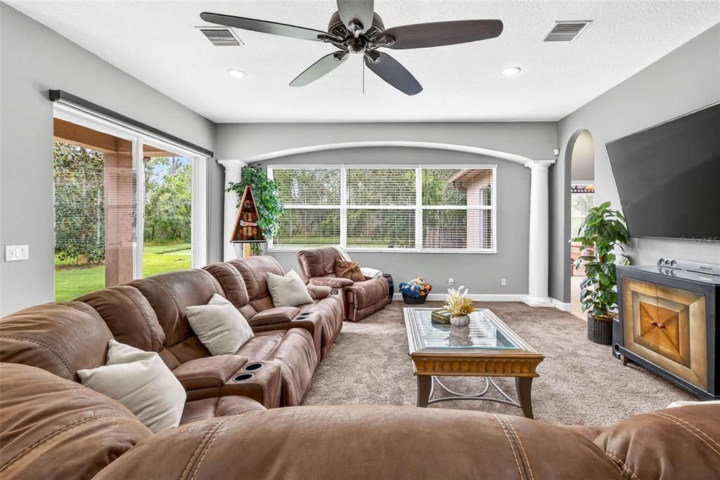 For Sale: $850,000 (4 beds, 3 baths, 3378 Square Feet)