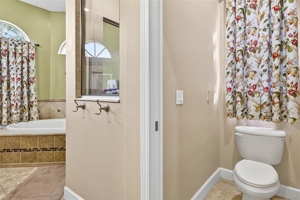 For Sale: $850,000 (4 beds, 3 baths, 3378 Square Feet)