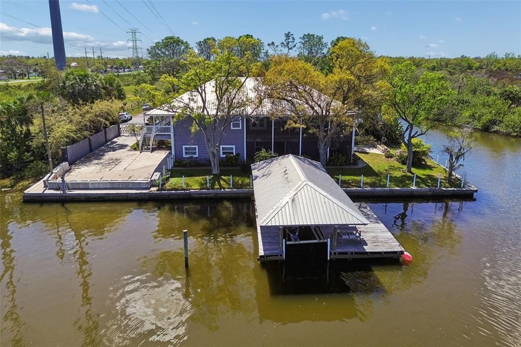 En Venta: $939,000 (4 camas, 3 baños, 3460 Pies cuadrados)