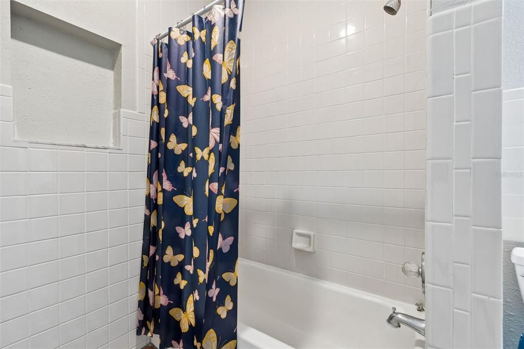 En Venta: $939,000 (4 camas, 3 baños, 3460 Pies cuadrados)