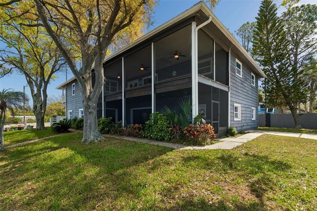 En Venta: $939,000 (4 camas, 3 baños, 3460 Pies cuadrados)