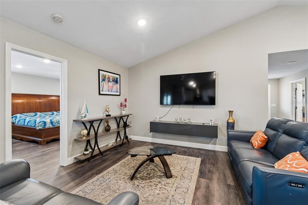 En Venta: $939,000 (4 camas, 3 baños, 3460 Pies cuadrados)
