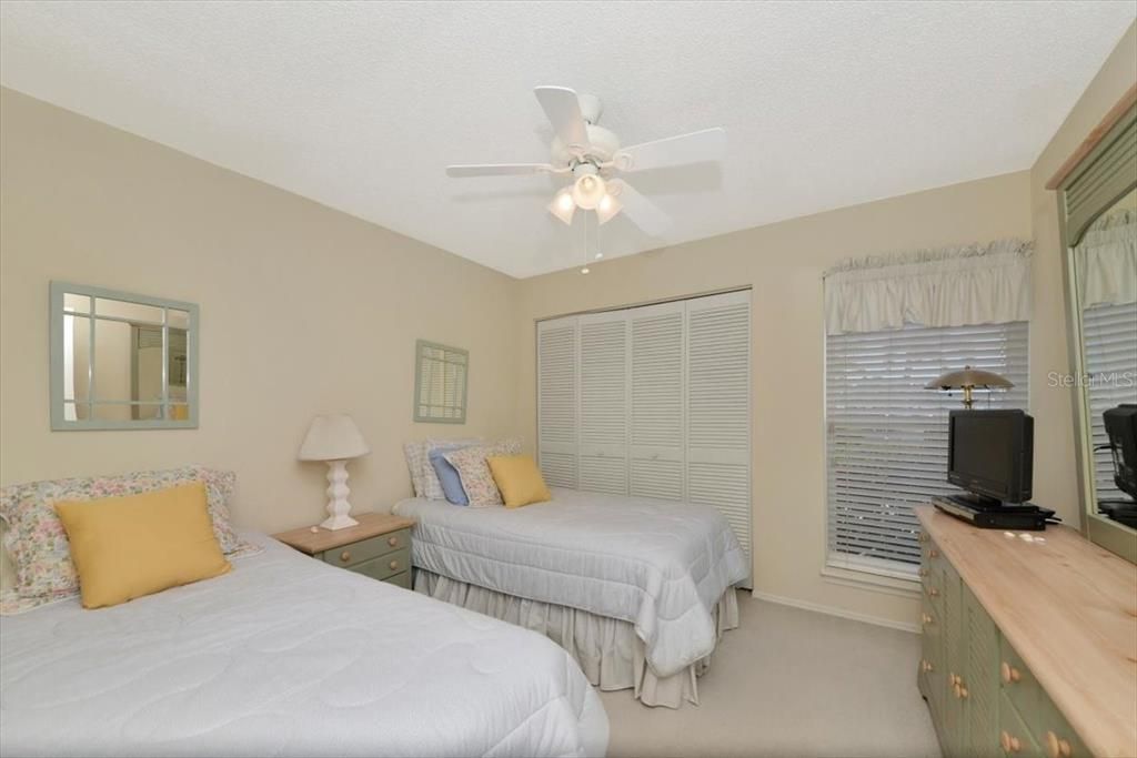 Activo con contrato: $319,900 (3 camas, 2 baños, 1342 Pies cuadrados)