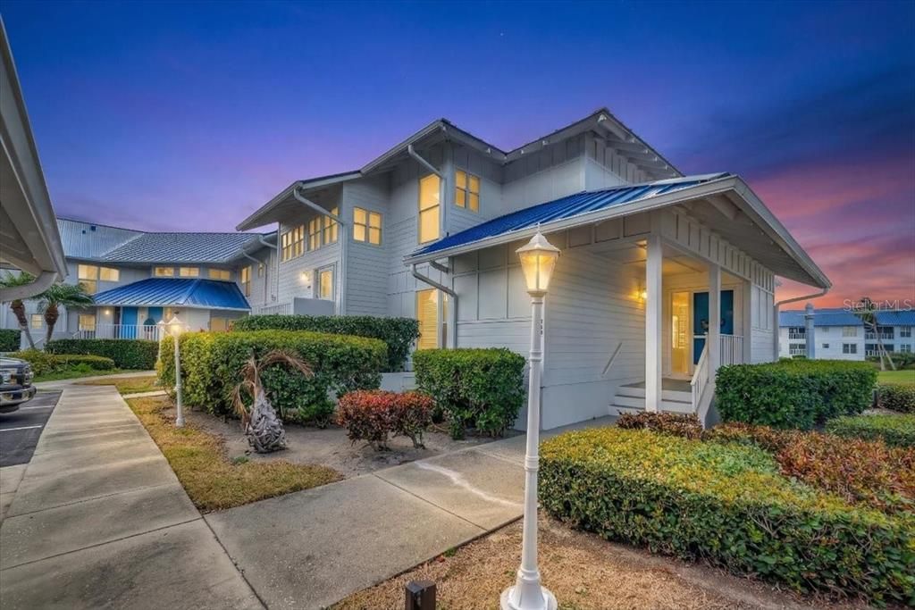 Activo con contrato: $319,900 (3 camas, 2 baños, 1342 Pies cuadrados)