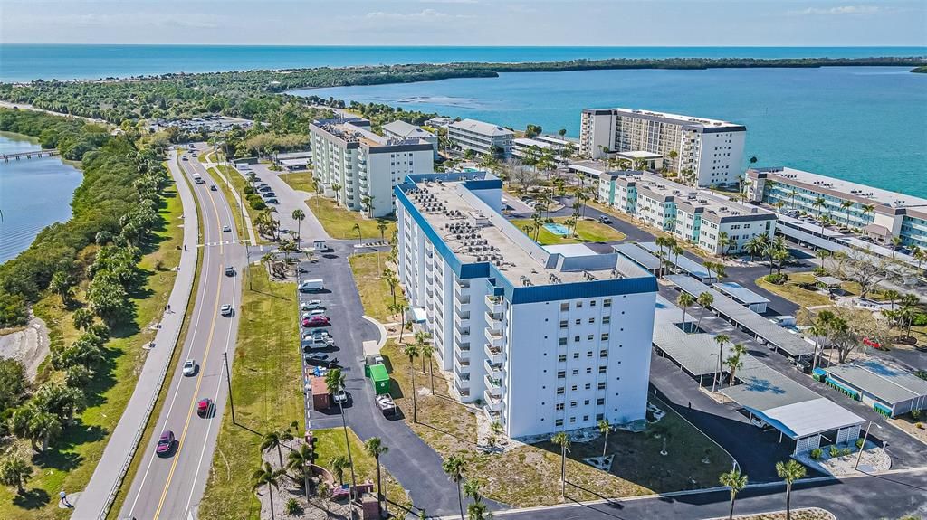 En Venta: $349,000 (2 camas, 2 baños, 1181 Pies cuadrados)