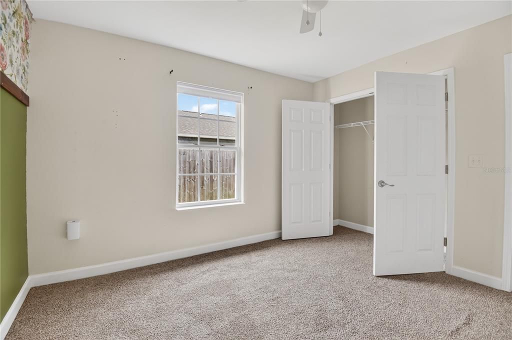 For Sale: $190,000 (3 beds, 2 baths, 1329 Square Feet)
