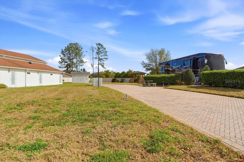 На продажу: $130,000 (0.25 acres)