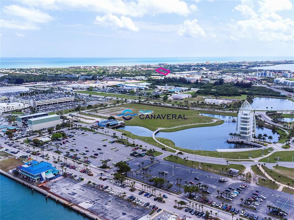 待售: $1,150,000 (1.85 acres)