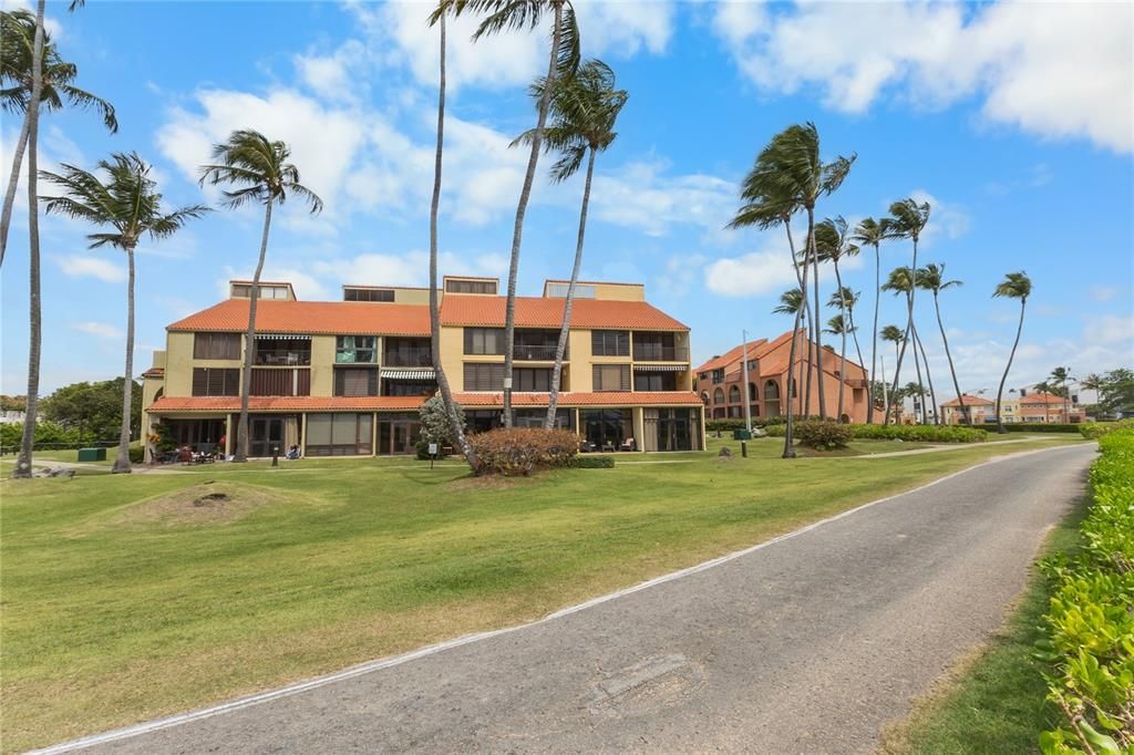 En Venta: $470,000 (3 camas, 2 baños, 1391 Pies cuadrados)