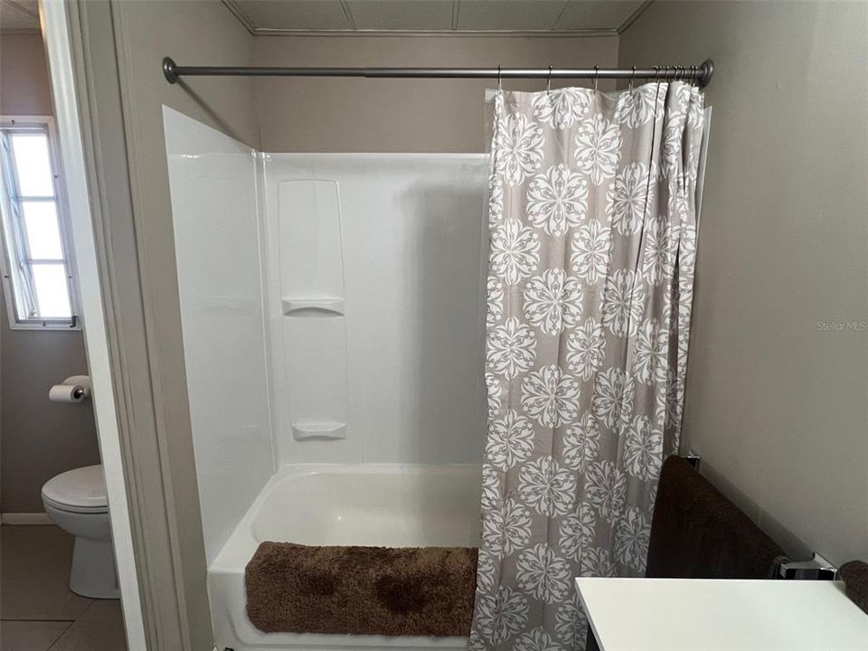 На продажу: $79,500 (2 спален, 2 ванн, 1128 Квадратных фут)