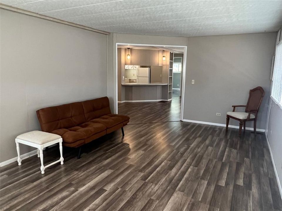 На продажу: $79,500 (2 спален, 2 ванн, 1128 Квадратных фут)