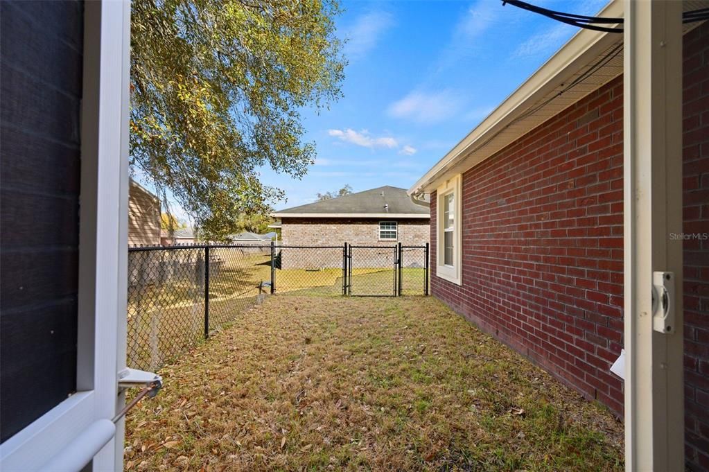 En Venta: $394,900 (3 camas, 2 baños, 2051 Pies cuadrados)