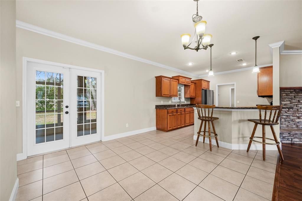 En Venta: $394,900 (3 camas, 2 baños, 2051 Pies cuadrados)