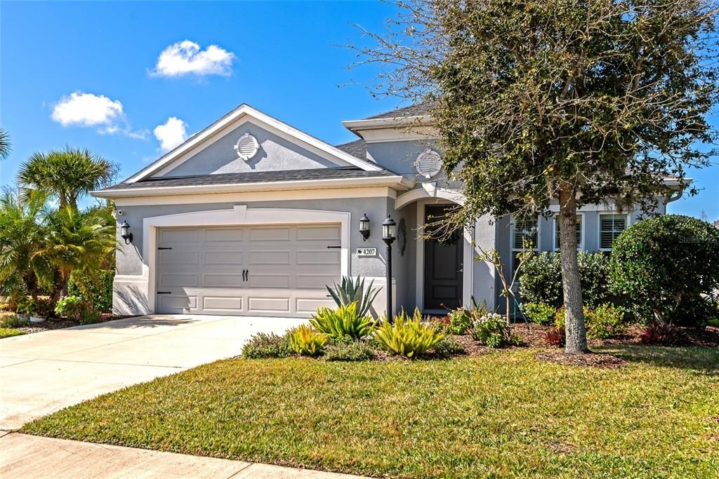 Recently Sold: $429,900 (3 beds, 2 baths, 1744 Square Feet)