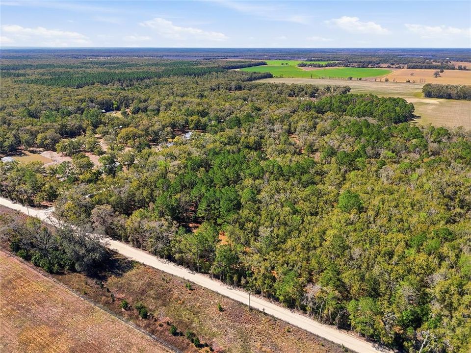 En Venta: $135,000 (10.11 acres)