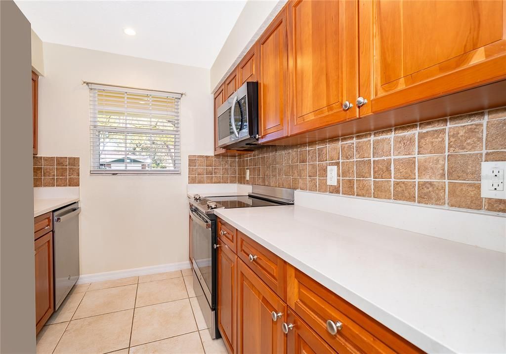 Activo con contrato: $209,900 (2 camas, 2 baños, 1058 Pies cuadrados)