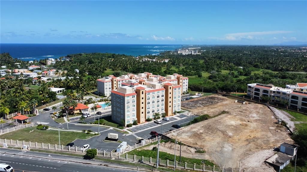 На продажу: $1,600,000 (1.50 acres)