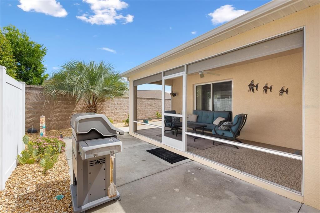 Active With Contract: $419,900 (3 beds, 2 baths, 1654 Square Feet)